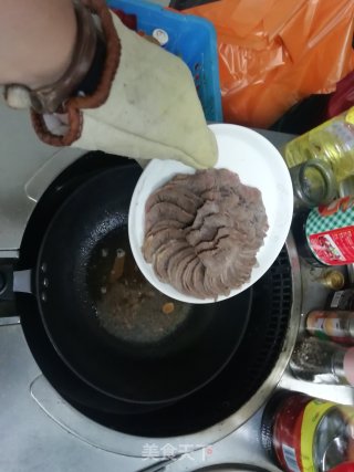 小满日食记之焖牛舌的做法步骤：15