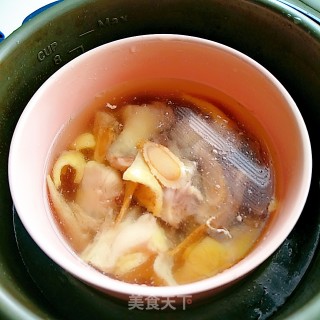 西洋参炖老母鸡汤的做法步骤：6