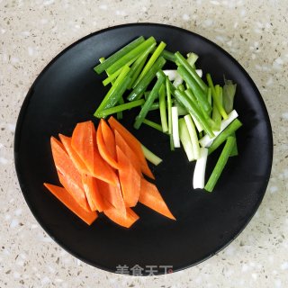 腰花炒豆芽的做法步骤：5