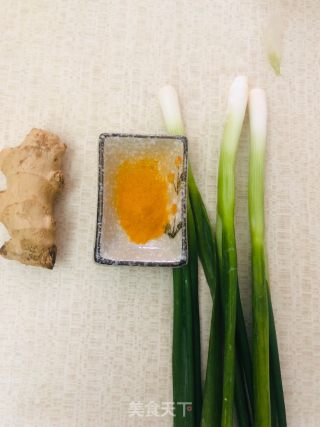 零厨艺版  酒店白切鸡的做法步骤：3