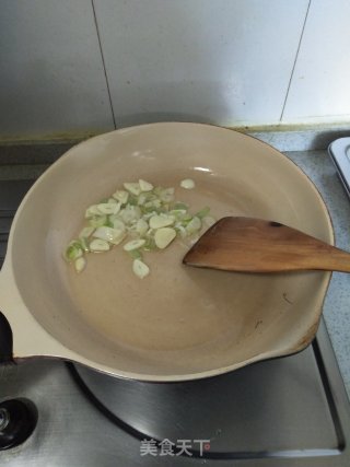 杏鲍菇炒芥菜苗的做法步骤：9