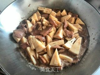 瘦肉烧春笋的做法步骤：8