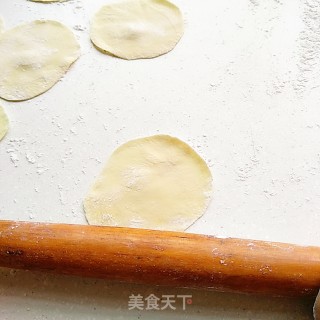 韭菜猪肉馅水饺的做法步骤：10