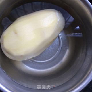香辣土豆丝的做法步骤：1