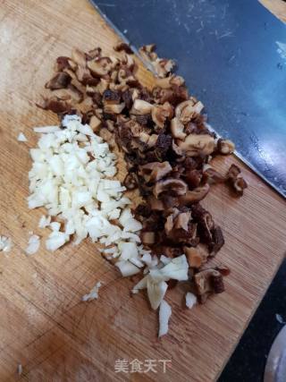 豆腐卜酿香菇肉末的做法步骤：2