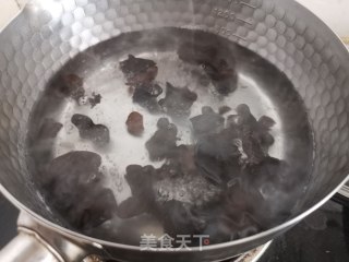 火腿番茄炒饭蛋的做法步骤：3