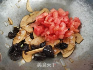 火腿番茄炒饭蛋的做法步骤：15