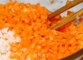 胡萝卜鸡蛋饼的做法步骤：2