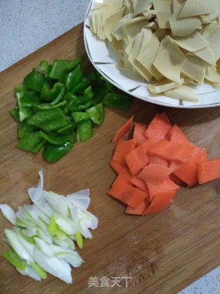 蚝油干豆腐的做法步骤：3