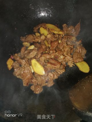 番茄酱牛肉炖土豆的做法步骤：4
