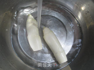 海鲜菇油豆腐茭白的做法步骤：4