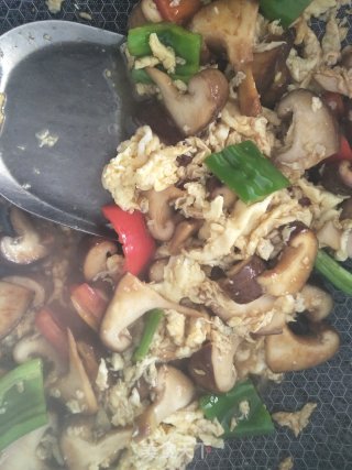 香菇鸡蛋的做法步骤：6