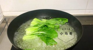 香菇小青菜#下饭菜的做法步骤：3