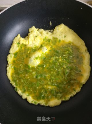 青椒煎鸡蛋的做法步骤：6