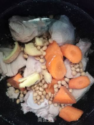 黄豆冬瓜扇骨汤的做法步骤：5
