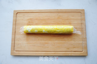 蛋皮肉卷的做法步骤：6