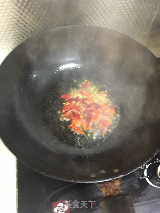 红烧黄花鱼的做法步骤：4