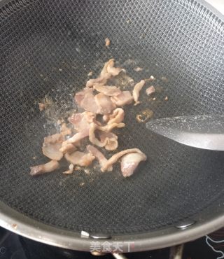 鸡蛋杂蔬鲍鱼菠菜汤面的做法步骤：6