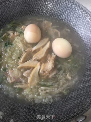 鸡蛋杂蔬鲍鱼菠菜汤面的做法步骤：17