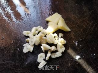 鲜百合山药炒木耳的做法步骤：4