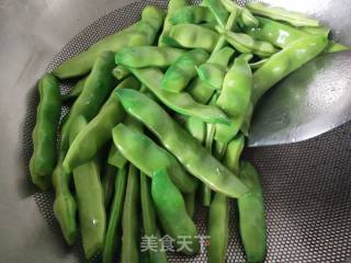 油豆角炖肉的做法步骤：3