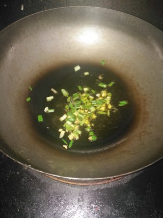 荷兰豆炒火腿肠的做法步骤：6