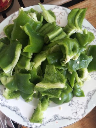 肉炒麻椒的做法步骤：2