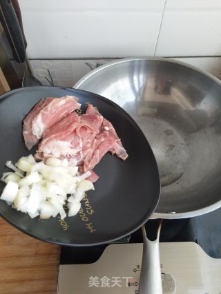 肉炒麻椒的做法步骤：3