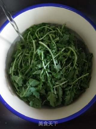荠菜煎鸡蛋的做法步骤：3