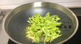 青椒木耳炒蛋#家常菜的做法步骤：6