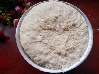 发面麻酱饼的做法步骤：2