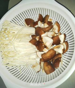 超简单麻辣香锅——新手也可以轻松做出拿手菜！的做法步骤：4