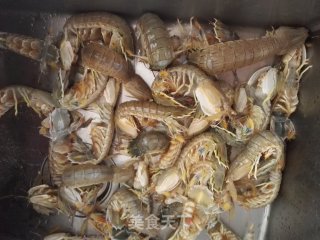 白灼皮皮虾的做法步骤：1
