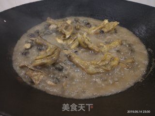田螺鸭脚煲的做法步骤：11