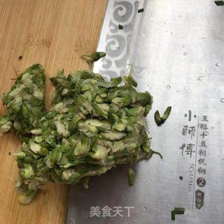 猪肉韭菜槐花水饺的做法步骤：11