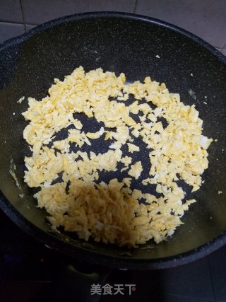 鸡蛋槐花饺子的做法步骤：5