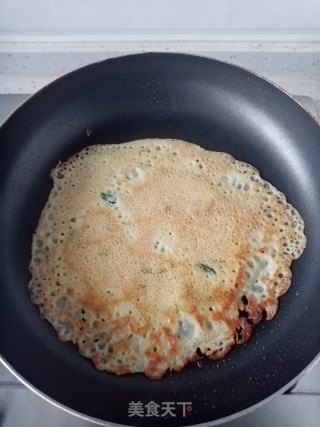 葱花鸡蛋煎饼的做法步骤：4