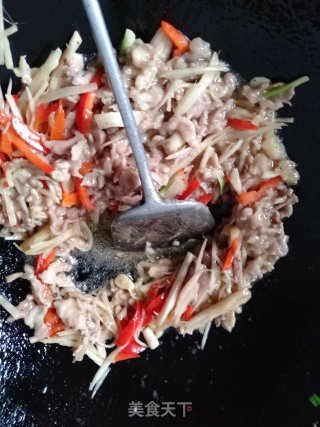仔姜炒肉丝的做法步骤：7