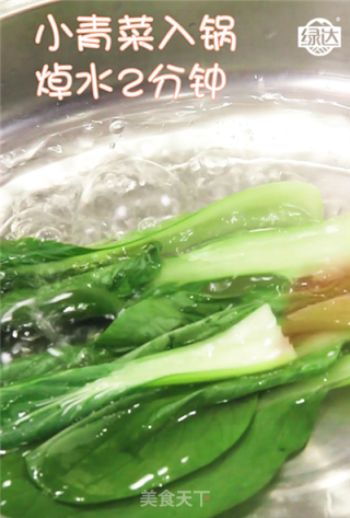 宝宝辅食-番茄疙瘩汤的做法步骤：2