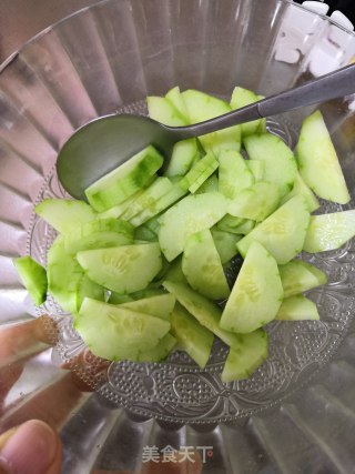 轻拌蔬菜的做法步骤：2