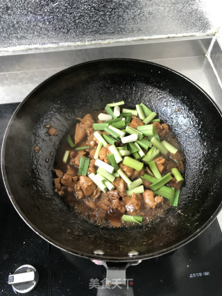 红烧鸡块的做法步骤：7