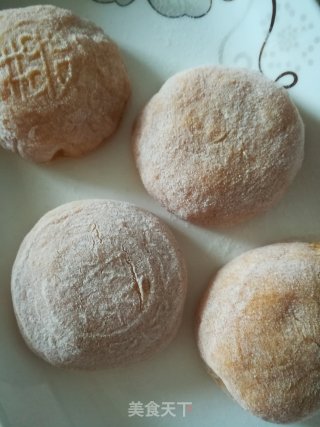 南瓜玫瑰冰皮饼的做法步骤：6