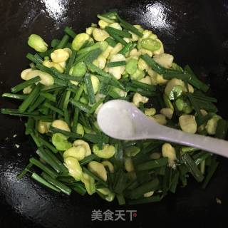 韭菜炒豆瓣的做法步骤：7