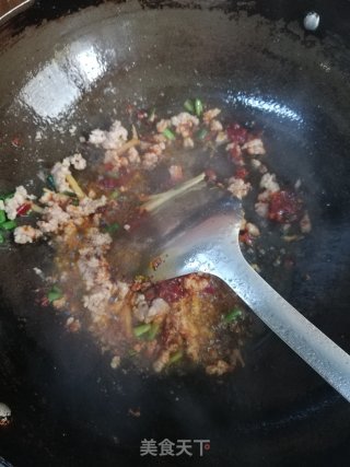 家常版本肉末茄子的做法步骤：3
