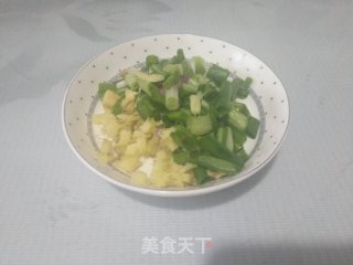 酸豆角炒粉条的做法步骤：3
