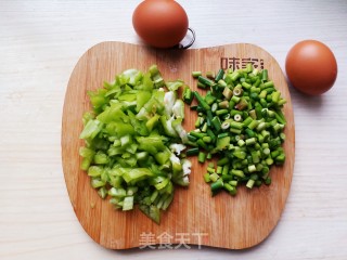 鸡蛋酱油炒饭的做法步骤：3