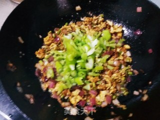 鸡蛋酱油炒饭的做法步骤：8