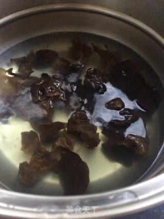 黄瓜木耳拌粉丝的做法步骤：3