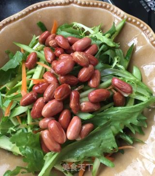 花生拌黄瓜苦菊的做法步骤：12