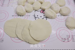 鸡蛋茴香包子的做法步骤：8